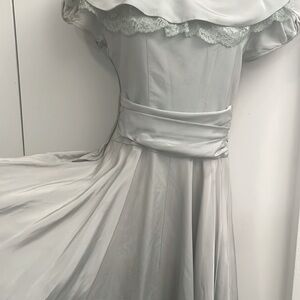 Gone With the Wind vintage Hollywood
Taffeta/satin seafoam off-shoulder gown